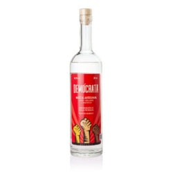 Demócrata Mezcal Artesanal